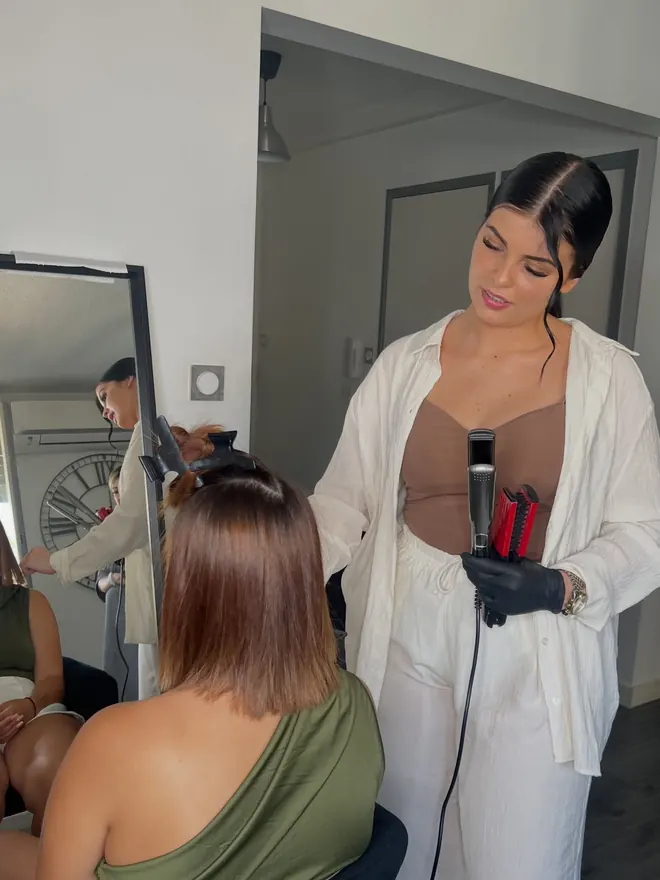 Stagiaire certifiée à l'issue de la formation Meya Liss